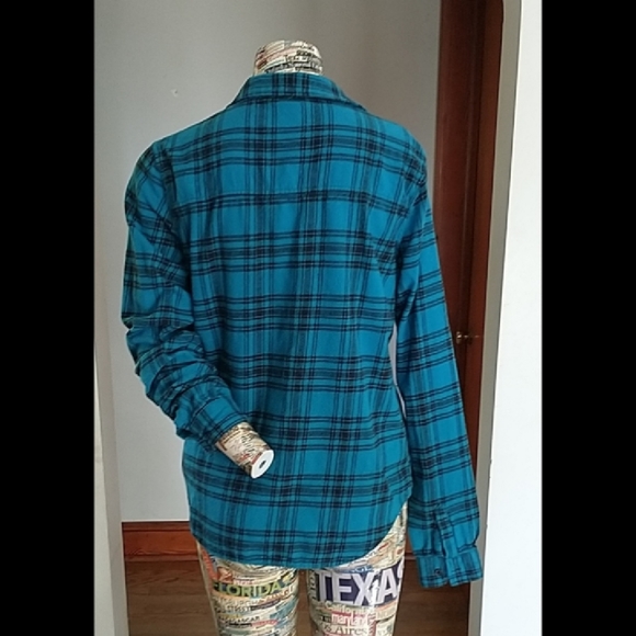 VOLCOM Blue Flannel size Medium - Picture 6 of 12